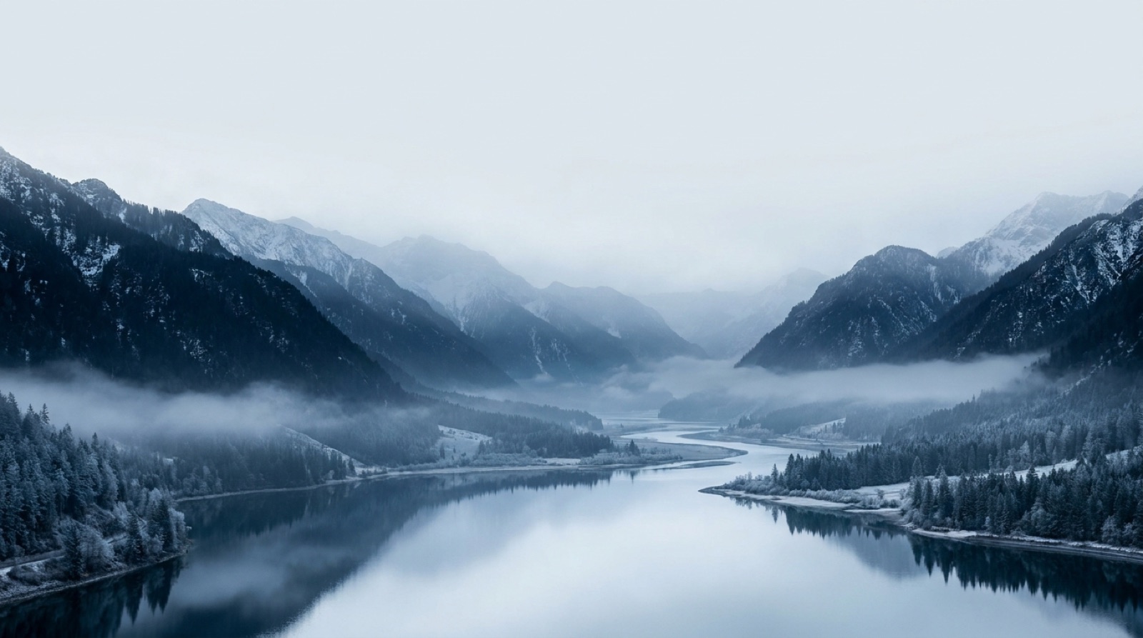 Alpental in der blauen Stunde